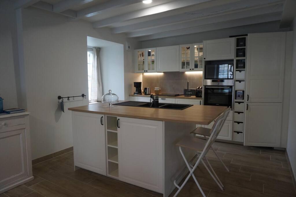 Le Clos Du 10 Treignac Екстериор снимка